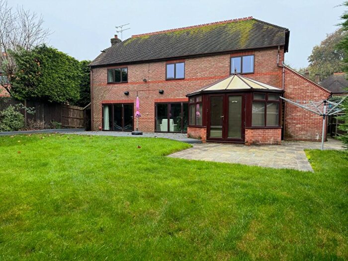 5 Bedroom Detached House To Rent In Old Basing, Basingstoke, Hampshire, RG24