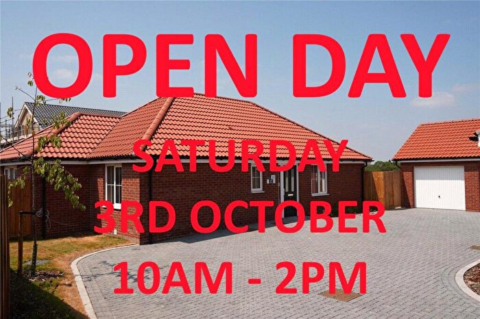 3 Bedroom Bungalow For Sale In The Harpley, Briscoe Way, Lakenheath, IP27