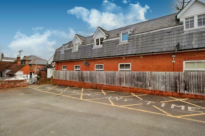 2 Bedroom Maisonette To Rent In Turk Street, Alton, Hampshire, GU34
