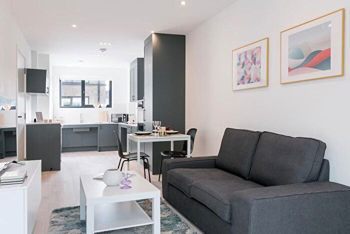 1 Bedroom Flat To Rent In Chalk Farm, NW5