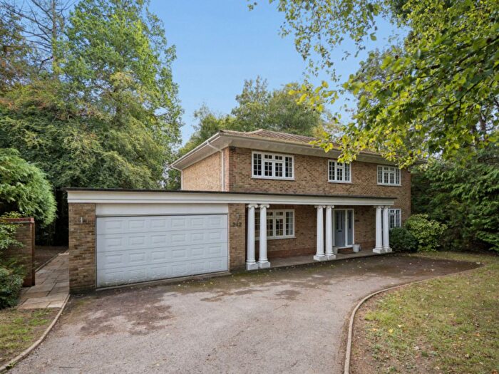 5 Bedroom Detached House For Sale In Amersham Road, Hazlemere, HP15