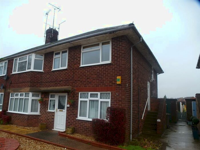 3 Bedroom Maisonette To Rent In Clumber Drive, Mansfield, NG19