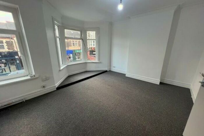 2 Bedroom Flat To Rent In Crwys Road Cardiff, CF24