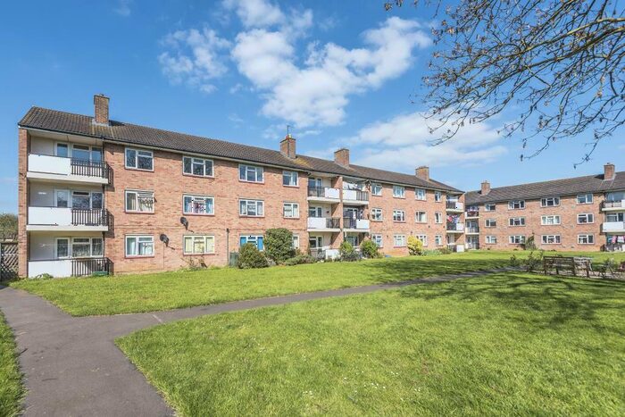 2 Bedroom Apartment To Rent In Hawksmoor Road, North Oxford, OX2