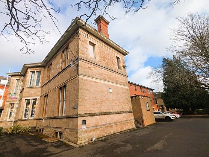 2 Bedroom Flat To Rent In Club Chambers, Grange Road, Malvern, WR14