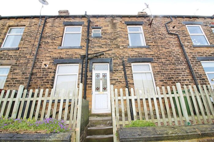 4 Bedroom Terraced House To Rent In Pembroke Road, Pudsey, LS28