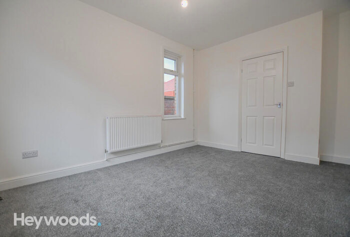 2 Bedroom Bungalow For Sale In Felstead Street, Baddeley Green, Stoke-on-Trent, ST2