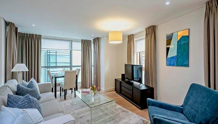 3 Bedroom Flat To Rent In Merchant Square East, London W2