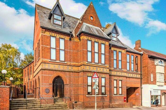 1 Bedroom Flat To Rent In New Street, Basingstoke, RG21