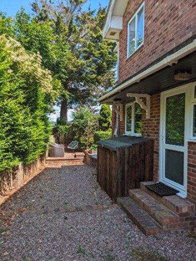 1 Bedroom Flat To Rent In Exmouth, , Foxholes Hill -, EX8