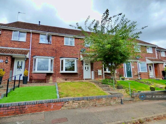 3 Bedroom Terraced House To Rent In Priory Orchard, Wantage, OX12