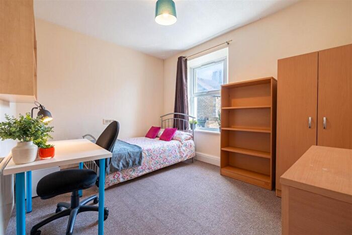 3 Bedroom Private Halls To Rent In Langley Road, Lancaster, LA1