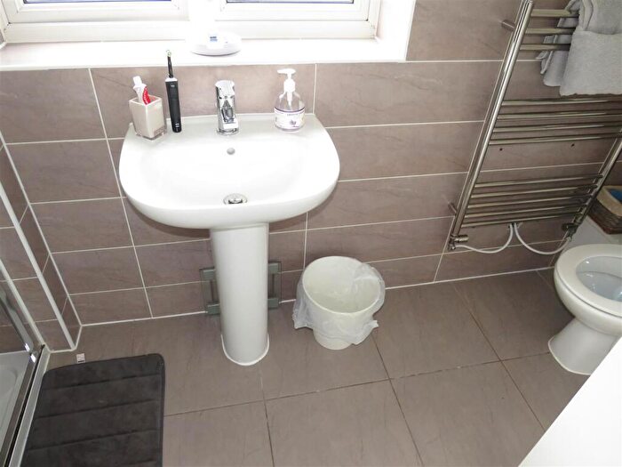 3 Bedroom Detached House For Sale In Jura Way, Smithswood, Birmingham, B36