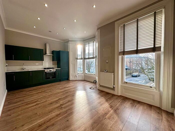 2 Bedroom Flat To Rent In Florence Road, London, N4
