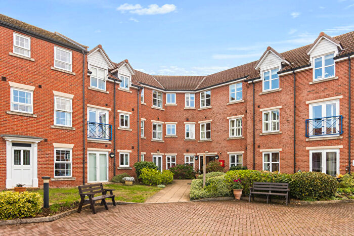 1 Bedroom Apartment For Sale In Ancholme Mews, Bigby Street, Brigg, Lincolnshire, DN20