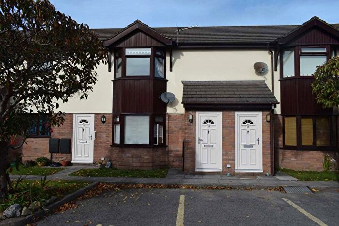 2 Bedroom Flat To Rent In Griffin Park Court, Glan Road, Porthcawl, CF36