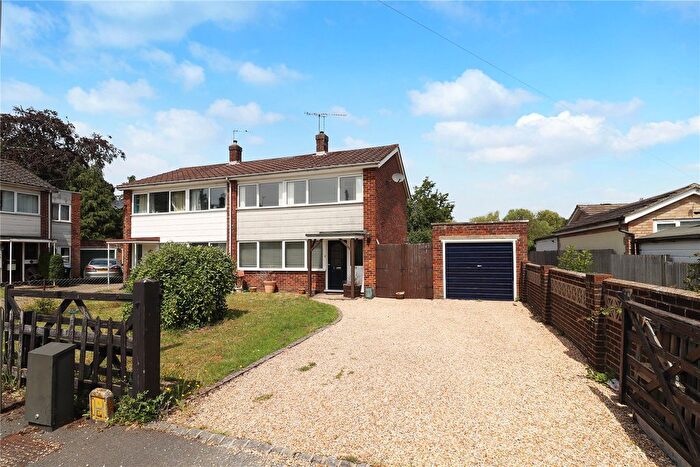 3 Bedroom Semi Detached House For Sale In Woking, Surrey, GU22