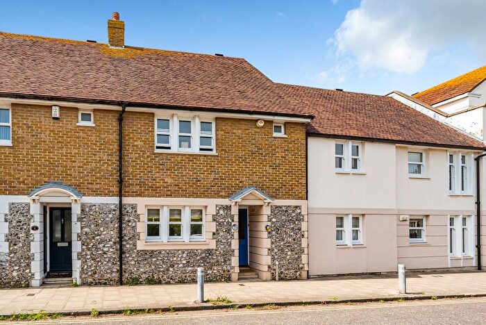 3 Bedroom Terraced House For Sale In Abbey Street, Faversham, ME13