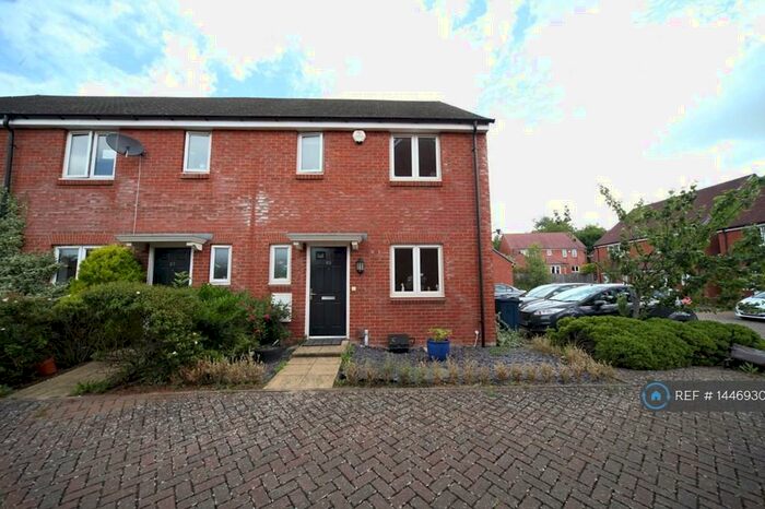 3 Bedroom End Of Terrace House To Rent In The Bramblings, Little Chalfont, HP6