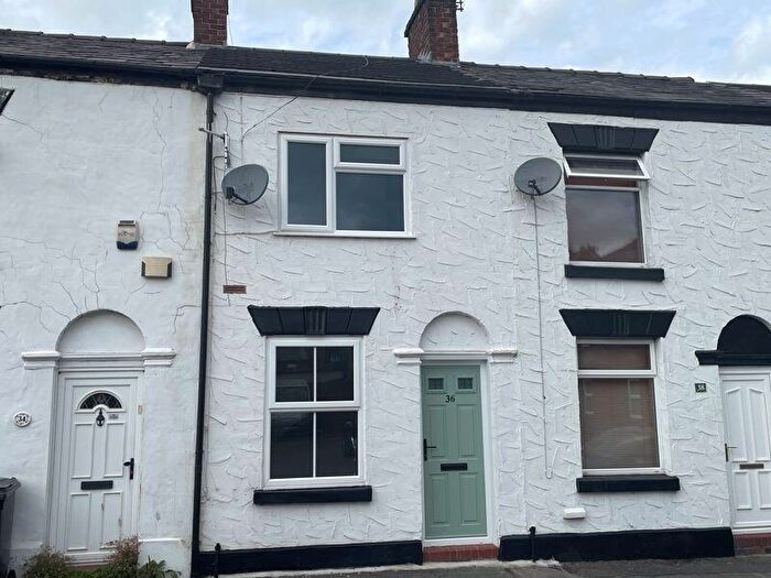 2 Bedroom Terraced House To Rent In River Street, Congleton, CW12