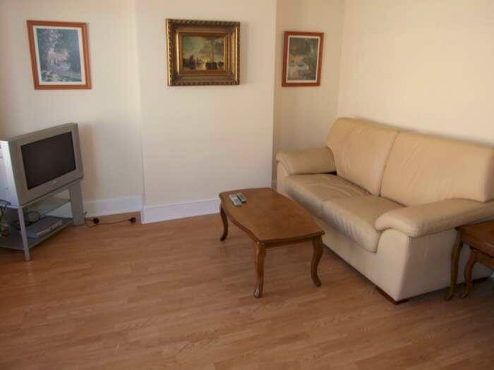 2 Bedroom Flat To Rent In Corporation Rd, Grangetown, CF11
