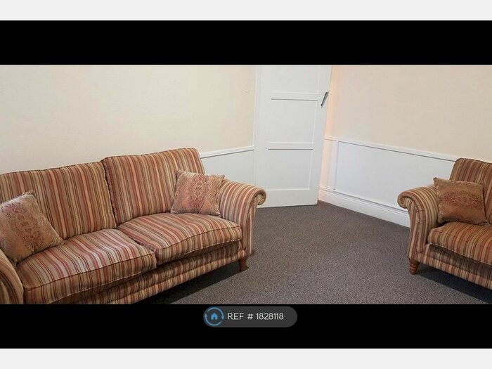 2 Bedroom Flat To Rent In Wingrove Gardens, Newcastle Upon Tyne, NE4