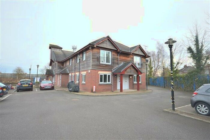 1 Bedroom Apartment To Rent In The Chandlery, Stretford, Manchester, M32