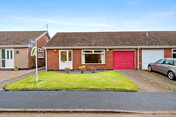 3 Bedroom Semi-Detached Bungalow For Sale In Edge Green Lane, Golborne, WA3