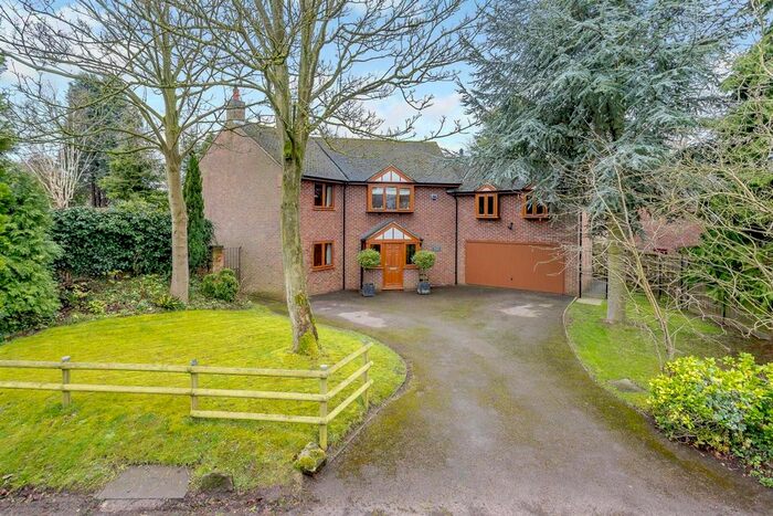 5 Bedroom Property For Sale In Church Road, Church Broughton, Derby, Derbyshire, DE65