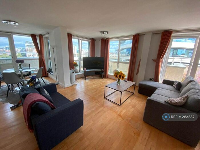 3 Bedroom Flat To Rent In Oyster Wharf, London, SW11