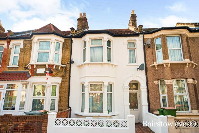 1 Bedroom Flat To Rent In Selsdon Road, Upton Park, E13