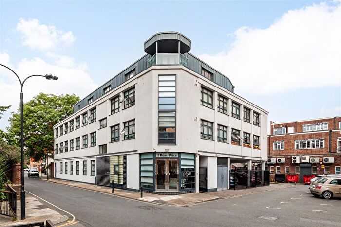 2 Bedroom Flat For Sale In Down Place, W6