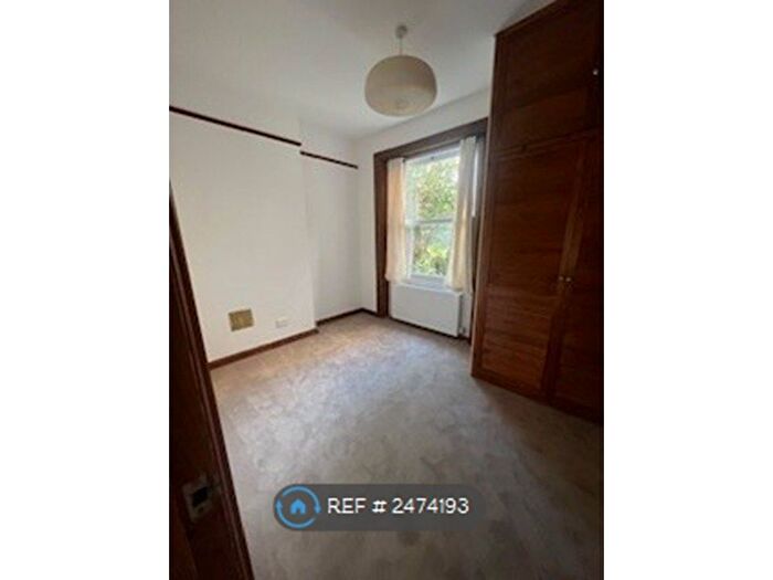 1 Bedroom Flat To Rent In Tierney Road, London, SW2
