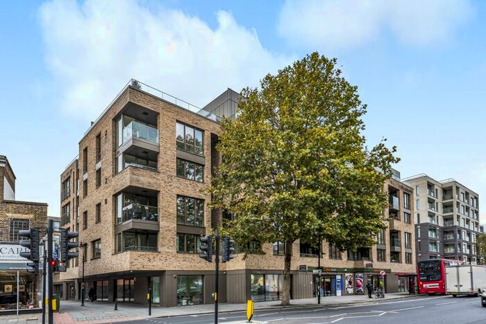 2 Bedroom Flat To Rent In Camberwell Passage London, SE5