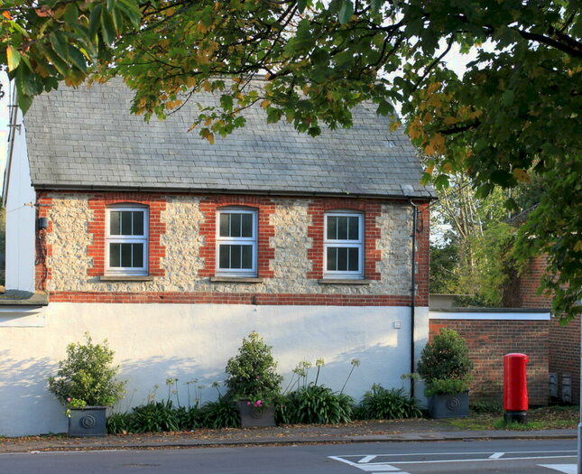 1 Bedroom Maisonette To Rent In Shortheath Road, GU9