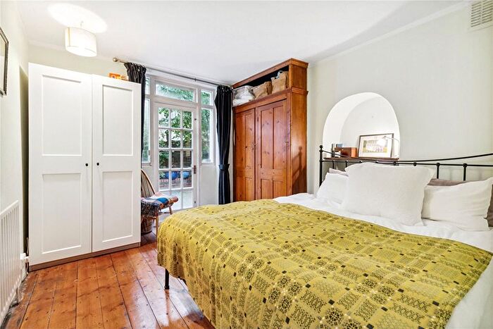 1 Bedroom Flat To Rent In Navy Street, Clapham, SW4