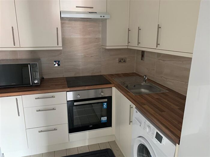 1 Bedroom Apartment To Rent In Alfreton Road, Nottingham, NG7