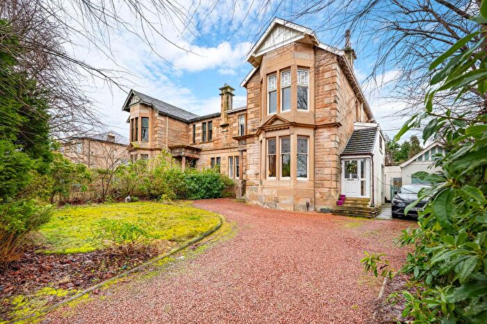 2 Bedroom Town House For Sale In Stewarton Drive, Cambuslang, Glasgow, G72