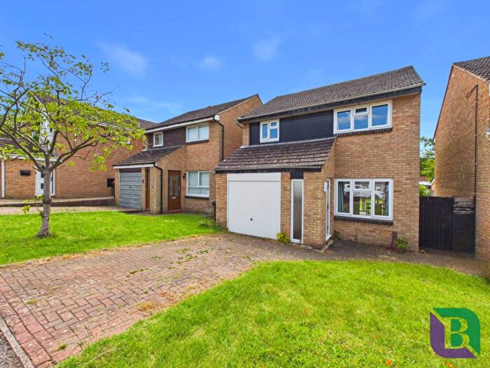 3 Bedroom Detached House For Sale In Medeswell, Furzton, MK4