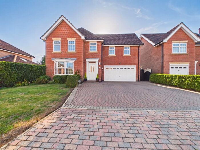 4 Bedroom Detached House For Sale In Sandholme Park, Gilberdyke, HU15