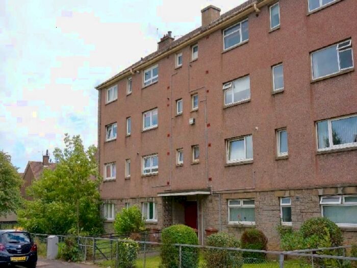 2 Bedroom Flat To Rent In Durar Drive, Clermiston, Edinburgh, EH4