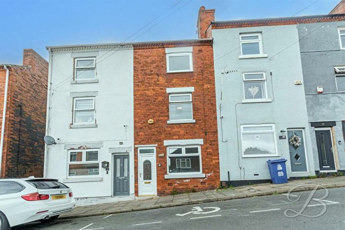 3 Bedroom Terraced House To Rent In Bagshaw Street, Pleasley, Mansfield, NG19