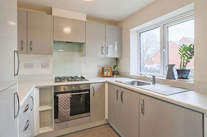 2 Bedroom Detached House For Sale In Sakura Walk, Seacroft, Leeds, LS14