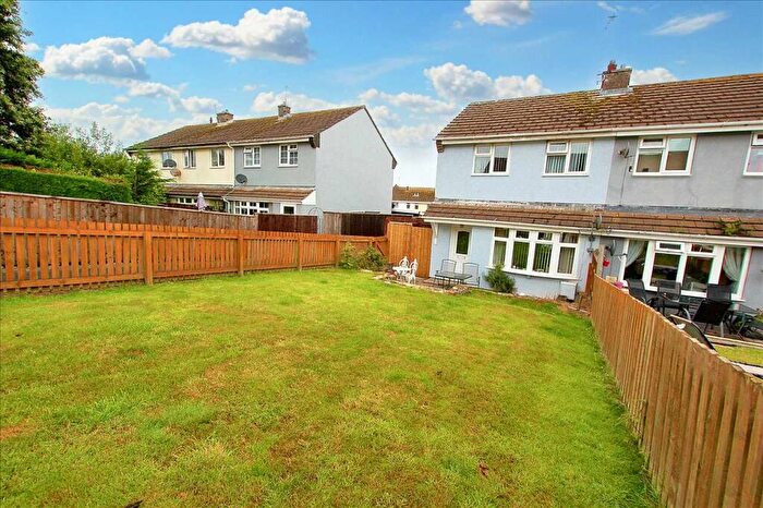 3 Bedroom Semi-Detached House For Sale In Saunders Road, Carew Park, Sageston, SA70