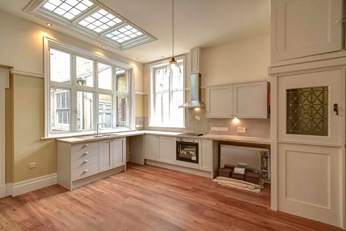 1 Bedroom Flat To Rent In Customs House, - Whitefriargate, Hull, HU1