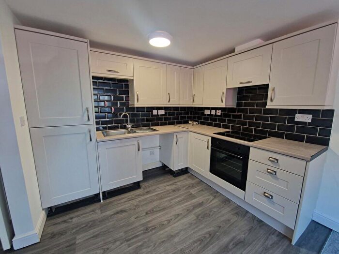 2 Bedroom Apartment For Sale In Gun Lane, Lowestoft, Suffolk, NR32
