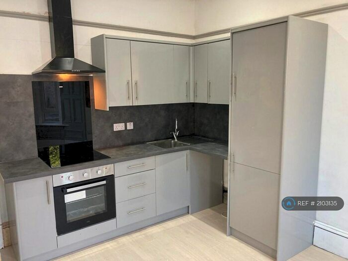 2 Bedroom Flat To Rent In Nelson Street, Dundee, DD1