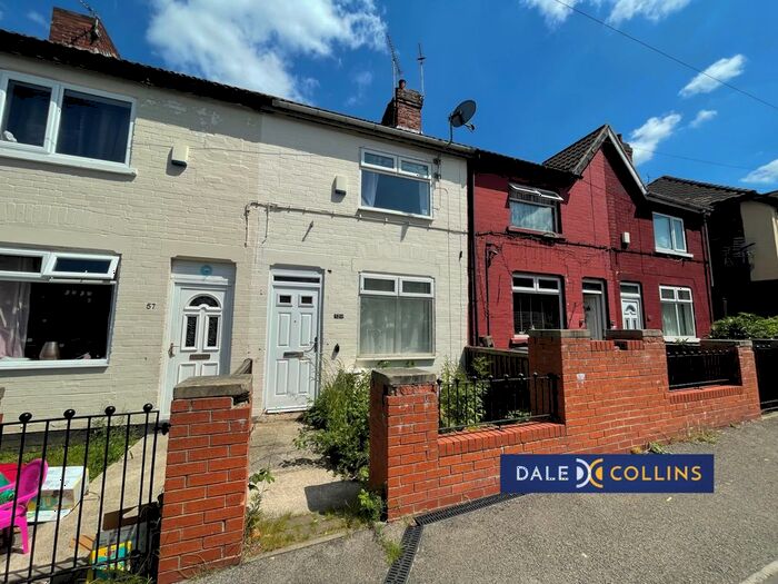 3 Bedroom Town House To Rent In Princes Crescent, Edlington, DN12