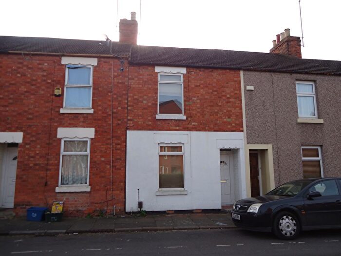 3 Bedroom Terraced House To Rent In Sandhill Road, Northampton, NN5
