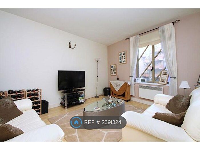 1 Bedroom Flat To Rent In The Circle, London, SE1